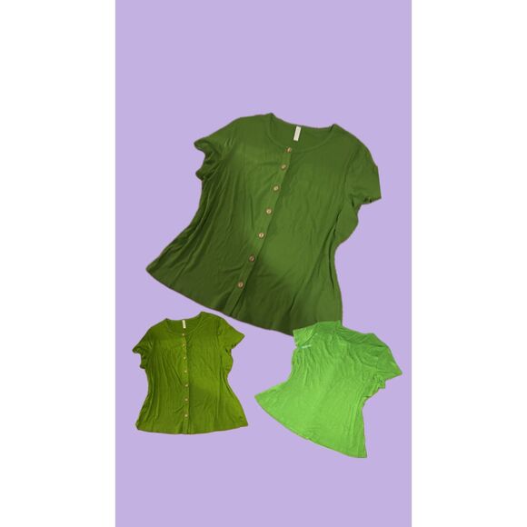 Tops - Green Ribbed Button Front Top
